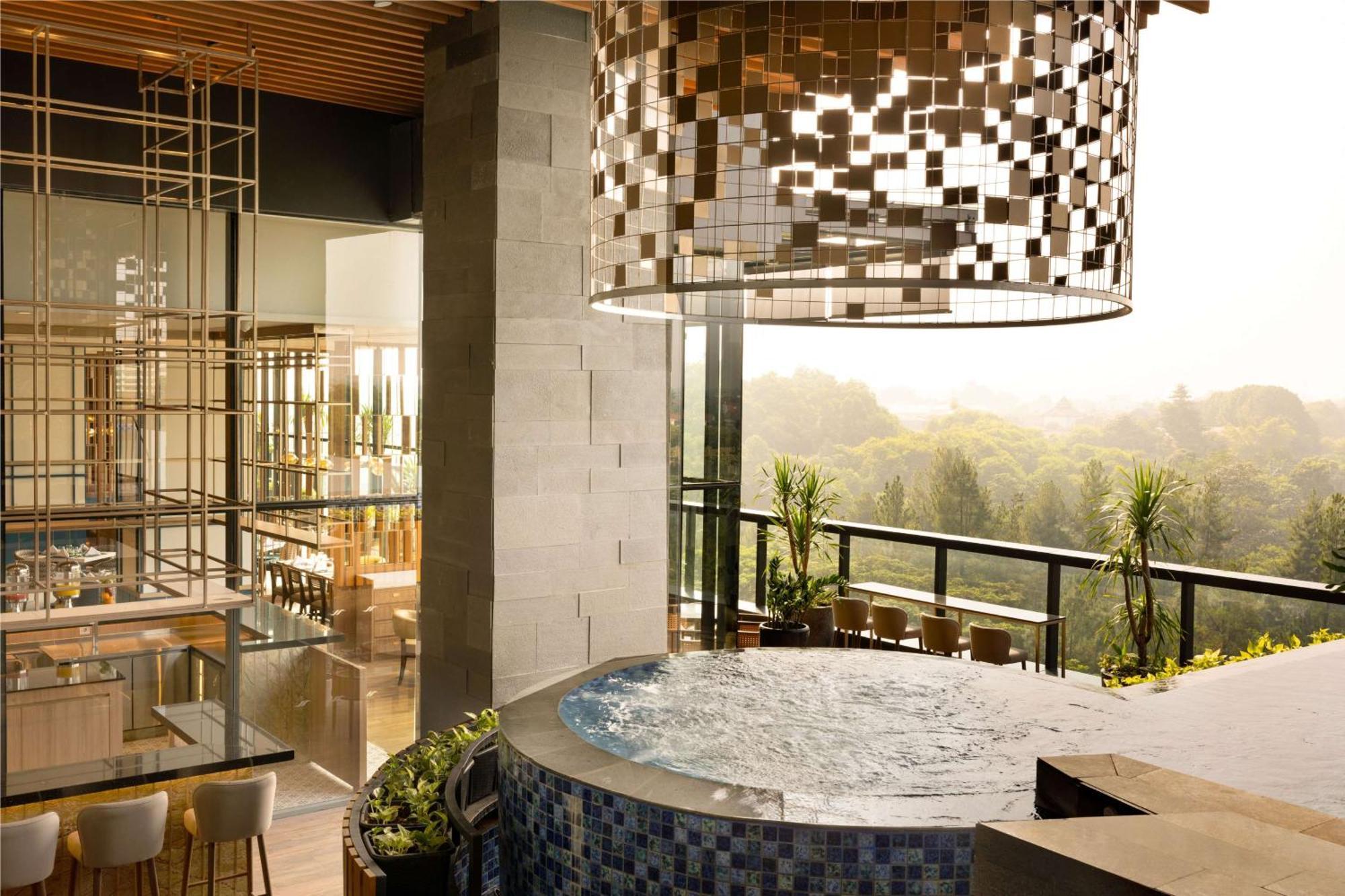 Doubletree By Hilton Jakarta Bintaro Jaya Serpong Extérieur photo