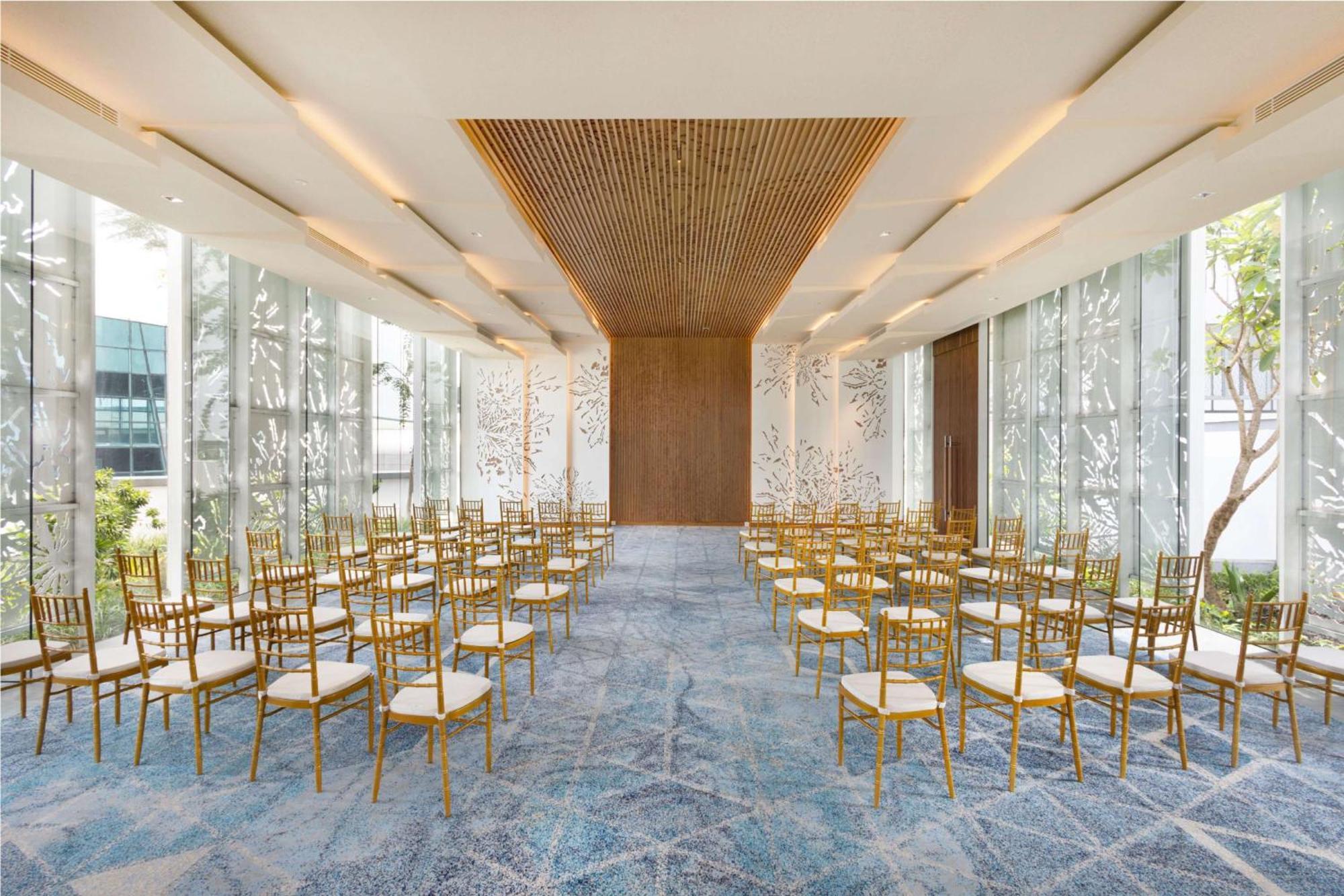 Doubletree By Hilton Jakarta Bintaro Jaya Serpong Extérieur photo