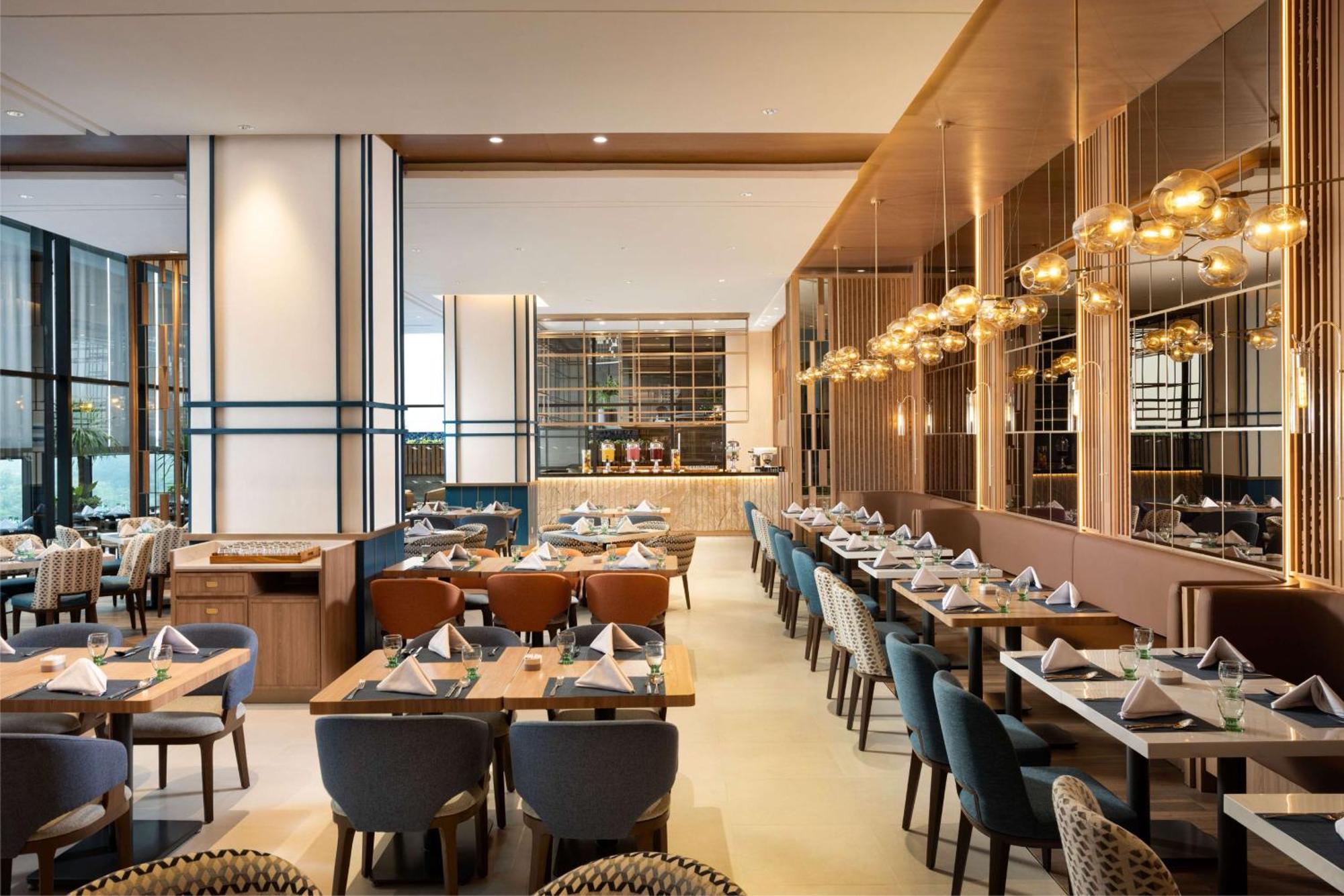 Doubletree By Hilton Jakarta Bintaro Jaya Serpong Extérieur photo